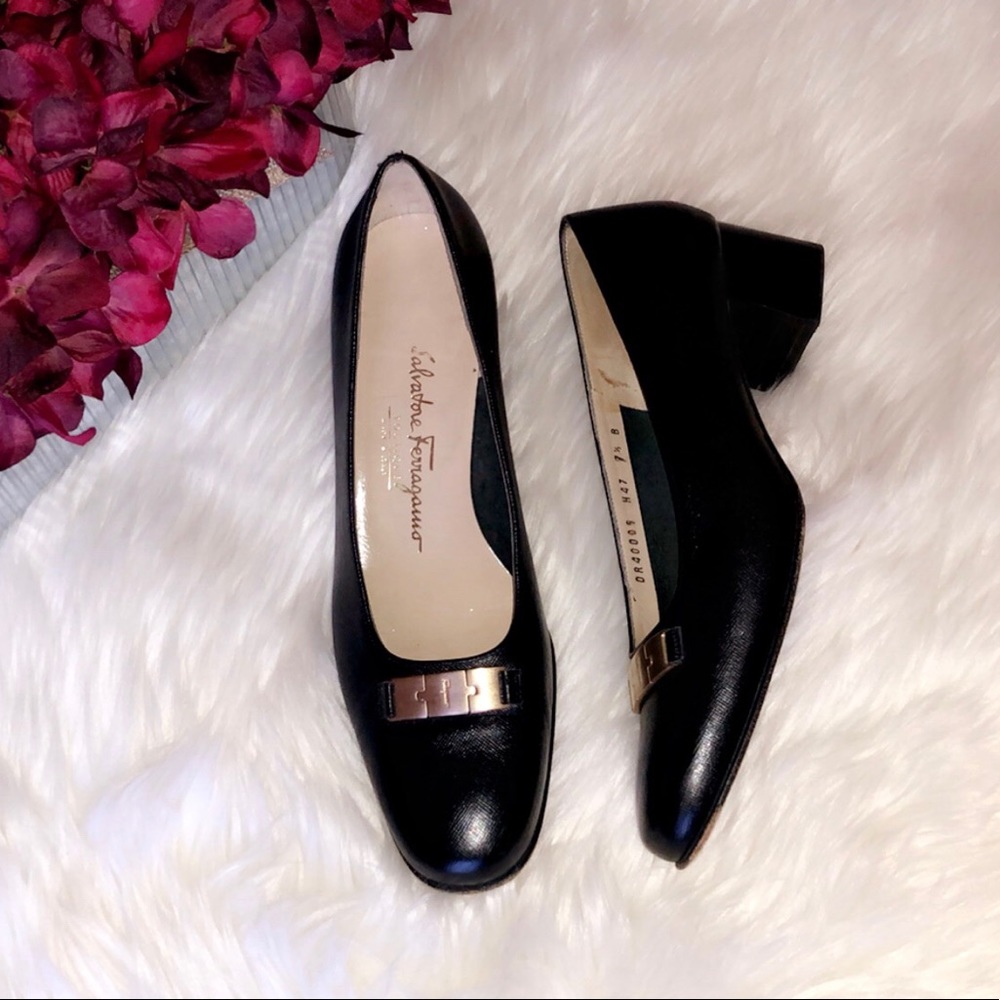 SALVATORE FERRAGAMO Black Leather Heels - Picture 2 of 8